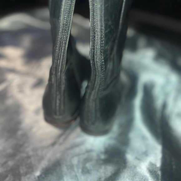 Tory Burch Boots - Picture 4 of 8